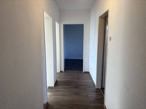 Eingangsbereich - 3 Zimmer Etagenwohnung zur Miete in Wilhelmshaven