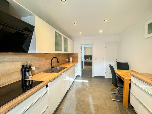 Küche - 5 Zimmer Doppelhaushälfte in Wedel