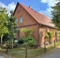 Für Selbstversorger - Modernisierte Immobilie mit zwei Wohnungen auf 1800 m² Grundstück - Prötzel Sternebeck