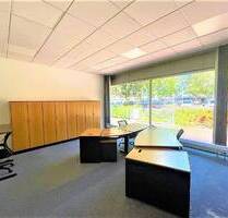 Leverkusen Platinum-Plan 30 qm: flexibles Büro mit 247 Zugang & Logo