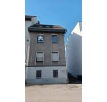 Handwerkertraum in Köln-Raderberg: 4-Parteien-Haus plus Lager mit enormem Wertsteigerungspotenzial - Köln / Raderberg Raderthal