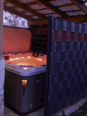 Jacuzzi - 9 Zimmer Mehrfamilienhaus, Wohnhaus in Langenargen