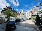 Hofansicht - helle Büro-Praxisfläche im Gärtnerplatzviertel mit ruhigem Innenhof (provisionsfrei)