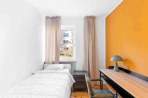Schlafzimmer - 4 Zimmer Etagenwohnung in München