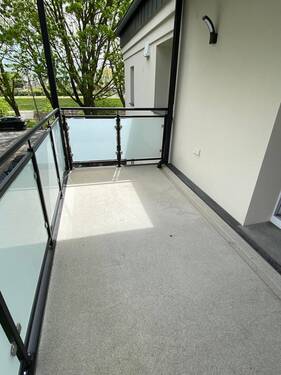 großer Balkon - 