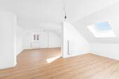 Dachgeschosswohnung 1 - 