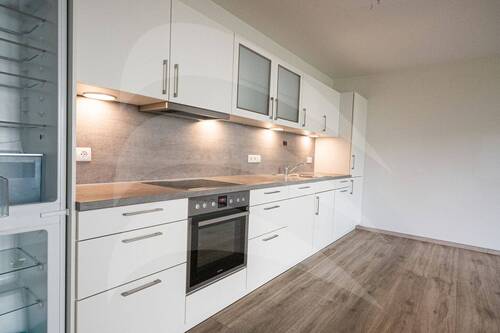 Küche - Schöne und ruhige 2-Zimmer-Wohnung mit Terrasse in Grubweg