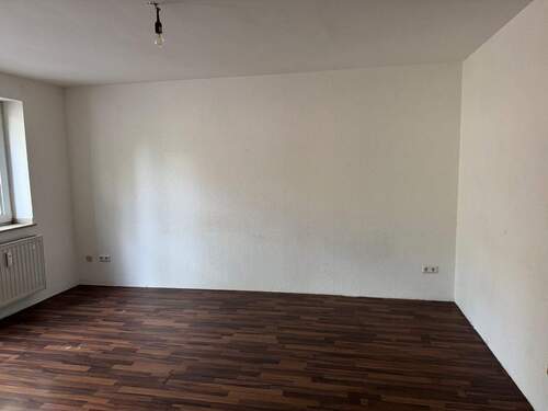 Wohnraum 2.OG Mitte - 