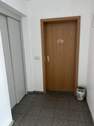 Treppenhaus Wohnungseingang - Aufzug - 1 Zimmer Etagenwohnung zur Miete in Oberhausen