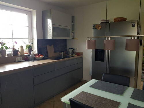 Kueche mit Essplatz - 