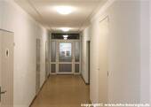 Bild 18 Flur Ärztehaus - 