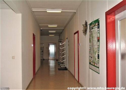 Bild 23 Flur Bürohaus - 
