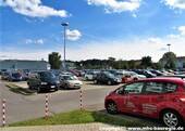 Bild 9 Parkplätze vorn - 