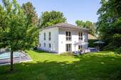 Sommer im Garten - 6 Zimmer Einfamilienhaus zum Kaufen in Gauting