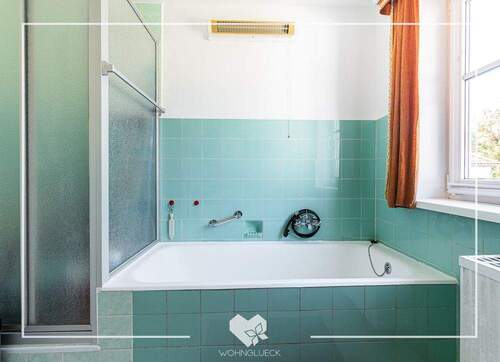 Bad mit Badewanne und Dusche - Etagenwohnung mit 80,80 m&sup2; in Prittriching zur Miete