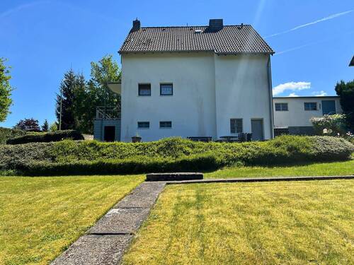 Gartenansicht - Einfamilienhaus mit 110,00 m² in Kreuzau zum Kaufen