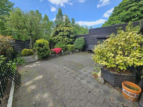 Terrasse - Mehrfamilienhaus, Wohnhaus mit 178,00 m&sup2; in Solingen zum Kaufen