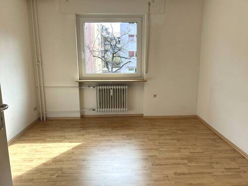 Zimmer - Etagenwohnung mit 91,00 m&sup2; in Freiburg zum Kaufen