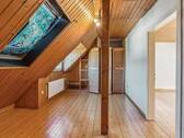 Dachgeschoss - Reihenmittelhaus mit 130,00 m&sup2; in Köln zum Kaufen