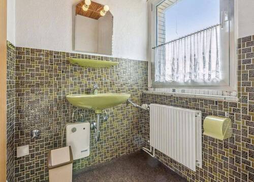 WC - 