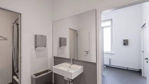 WC - 