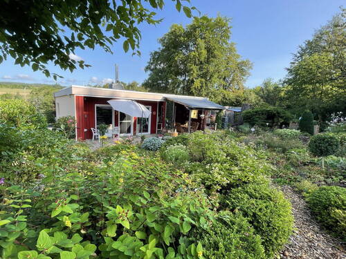 Haus Rückseite - 2 Zimmer Einfamilienhaus in Bebra