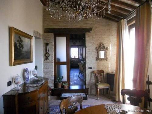 Bild 2 - 1 Zimmer Mehrfamilienhaus, Wohnhaus zum Kaufen in Castiglione del Lago