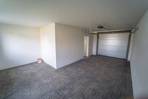 Garage - 