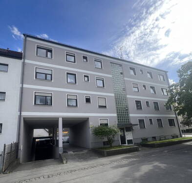 Gebäude Frontansicht - 