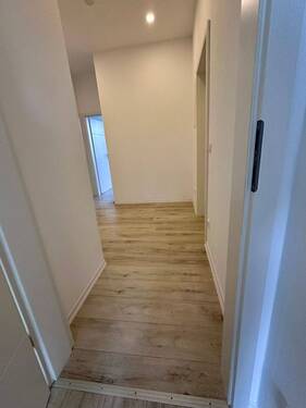 Flur - 2 Zimmer Etagenwohnung zur Miete in Gangkofen