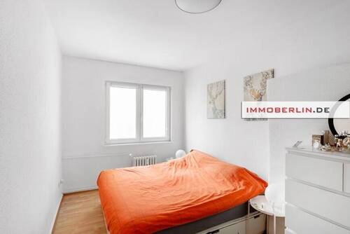 2 - 2 Zimmer Etagenwohnung in Berlin