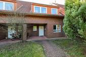 Außenansicht - Reihenmittelhaus mit 109,30 m&sup2; in Wilhelmshaven zum Kaufen