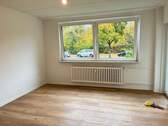 Wohnzimmer - 3 Zimmer Etagenwohnung zur Miete in Kiel