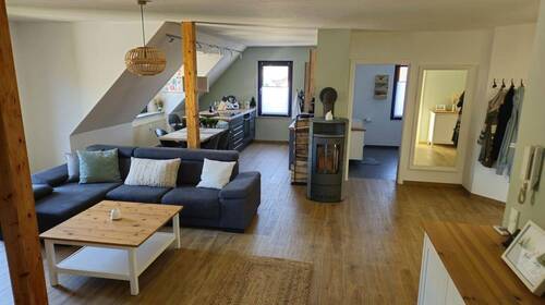 offenes Design - 3 Zimmer Etagenwohnung in Erlach am Main