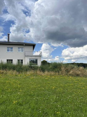 Bild 1 - Erstbezug in idyllischer Lage - 663.000,00 EUR Kaufpreis, ca.  143,00 m² Wohnfläche