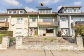 Außenaufnahme - 6 Zimmer Reihenmittelhaus zum Kaufen in Stuttgart