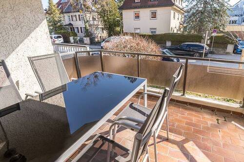 Fast 10 m² großer Ostbalkon - 