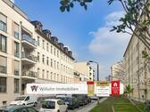 Blick zum schönen Altbau - Familientraum: Bezugsfrei l Großer Balkon l Fernwärme l Provisionsfrei