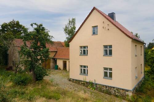 Gesamtansicht - Altbaucharme trifft Traumgrundstück mit Weitblick! EFH zur Grundsanierung - Moritzburg OT Steinbach
