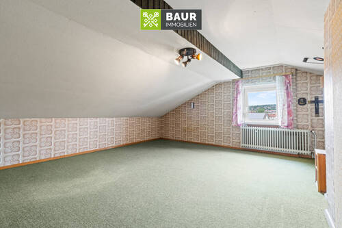 Raum im Dachgeschoss - 