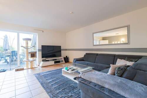 Wohnzimmer - 5 Zimmer Reihenmittelhaus zum Kaufen in Osterrönfeld