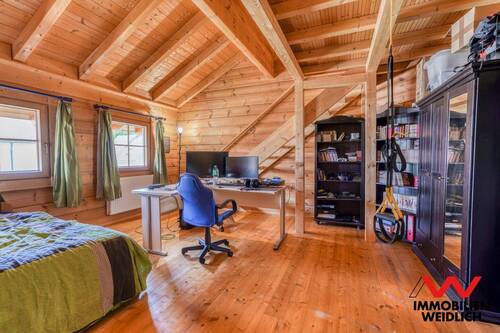 Kind 1 mit Empore - 