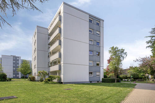 Hausansicht - 4 Zimmer Etagenwohnung in Langenfeld