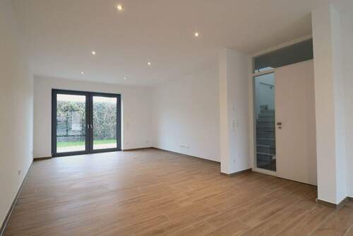 Wohn- und Esszimmer - Reihenmittelhaus mit 123,00 m&sup2; in Damme zum Kaufen