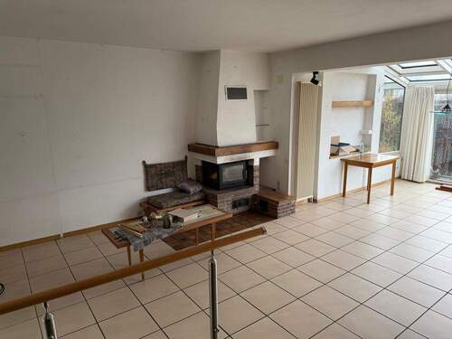 Wohnzimmer mit Kamin - 