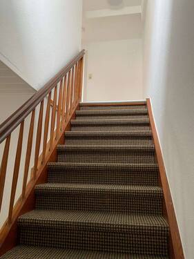 Treppe zum DG - 