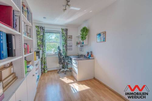 Arbeitszimmer - 