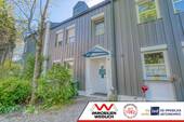 Eingangsbereich - Einziehen und sich Wohlfühlen! - 2.100,00&nbsp;EUR Kaltmiete, ca.&nbsp; 144,50&nbsp;m&sup2;&nbsp;Wohnfl&auml;che