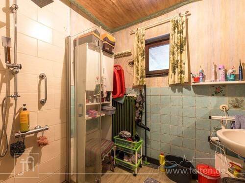 Altbau Bad - 