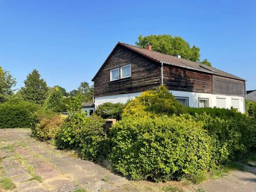 Seitenansicht - Doppelhaushälfte mit Erweiterungspotenzial in Osdorf